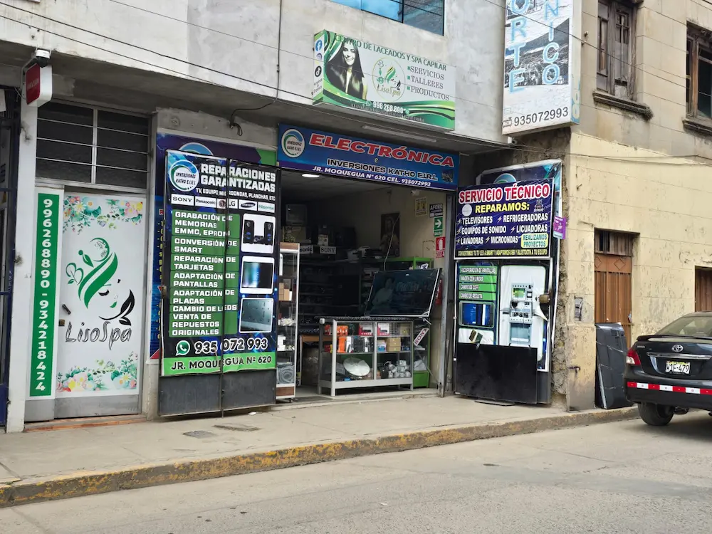 Fachada principal de Inversiones Katho en Jr. Moquegua 620, Huancayo